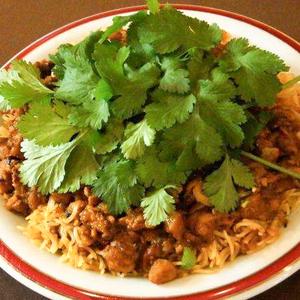 Coriander Mountain Keema Chahan コリアンダー山盛りのキーマチャーハン