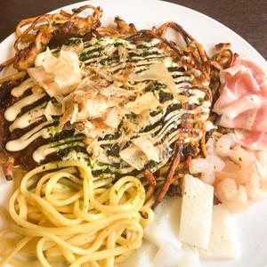 お好み焼き ミックスモダン(豚、イカ、エビ)