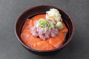 ねきとろ・サーモン丼