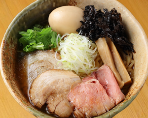 特製焼きあご塩らー麺