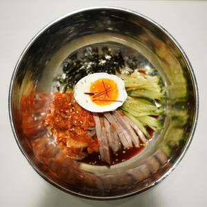 ビビン麺