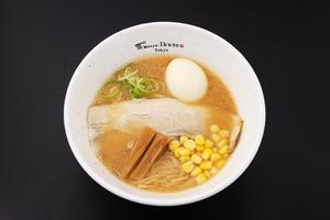 IKUZO特製みそラーメン(味玉付き)