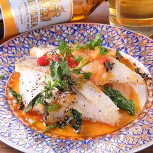白身魚のスイートソース添え