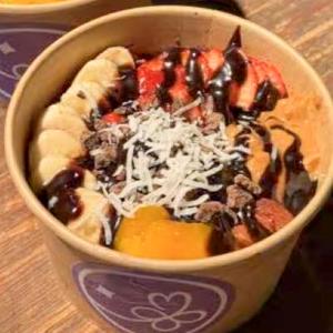 たっぷりアーモンドのハイカカオチョコアサイーボウル