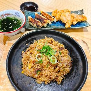 選べる炒飯・唐揚げ(2個)・餃子(3個)わかめスープセット【酢油】