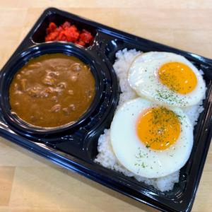 目玉焼きカレー