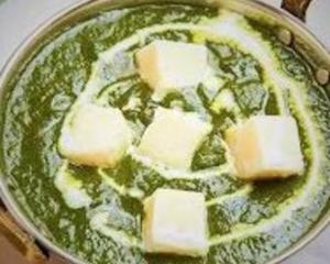 サグパニールカレー SAG PANEER