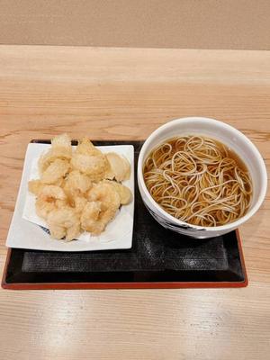 大粒海老のバラかき揚げそば