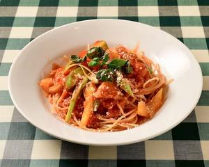 色々野菜とバジルのポモドーロスパゲティーニ