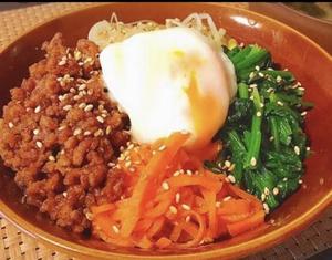  ビビンバ丼(サイズ選択)