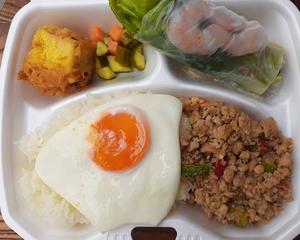ガパオライス ・生春巻(ランチBOX) GapaoRice With Appetizer(Lunch Box)