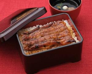 鰻重 松 (半身)  肝吸い付