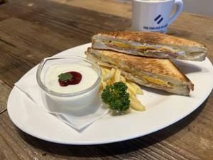 ホットサンドモーニング