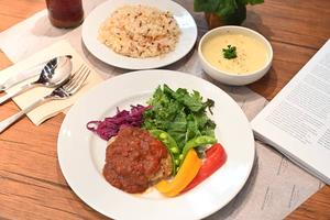 【当店人気No.1】蓮根ハンバーグ Lotus root vegan hamburg steak 3,300
