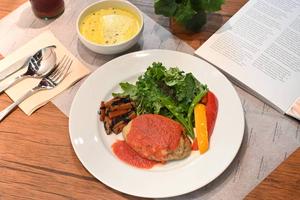 五薫抜きハンバーグ Lotus root oriental vegetarian hamburg steak