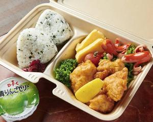 運動会の唐揚げ弁当(テスト付)
