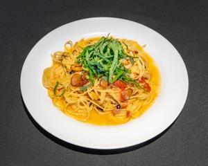 梅とツナのペペロンチーノ塩味