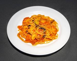 ナスとベーコントマトパスタ