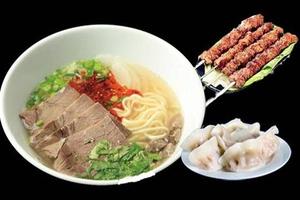 人気No1！蘭州人気セット(蘭州牛肉麺+ラム肉の串焼き(2本)+水餃子(5個)+昆布サラダ)