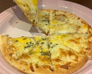5種のチーズピザ