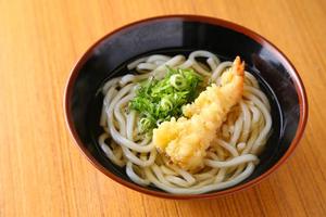 えび天うどん・そば Shrimp Tempura Udon/Soba Noodles