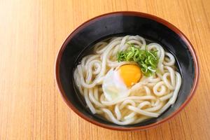 玉子うどん・そば Egg Udon/Soba Noodles