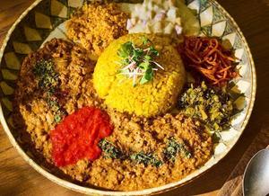 粗挽きポークキーマにチーズ Cheese Pork Keema Curry