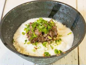 【自家製】牛すじ煮込み出汁とろろ丼【homemade】Stewed beef tendon tororo bowl