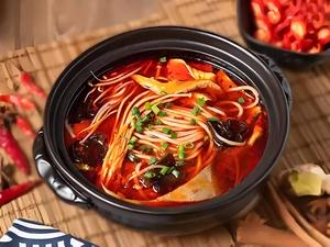 麻辣猪五花肉米線 豚肉入りライスヌードル 麻辣スープ