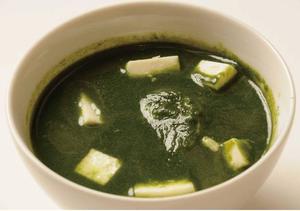 ほうれん草パニールカレー Spinach and Paneer Curry