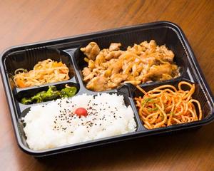 豚の生姜焼き弁当 Ginger Pork Bento Box