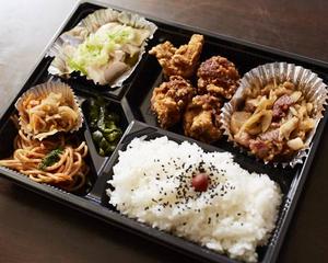【当店売上No.1】チャーチル3弁当(特選おかずが3種類えらべる)