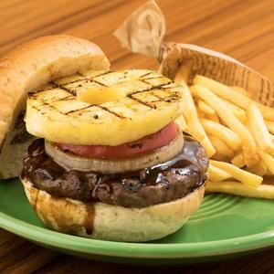 ビーフ100% HIBACHI グリルバーガー wパイナップル 100% Beef HIBACHI Grilled Burger with Pineapple