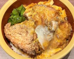 そば屋の出汁たっぷり唐揚げ卵とじ丼 Fluffy Egg and Fried Chicken Rice Bowl