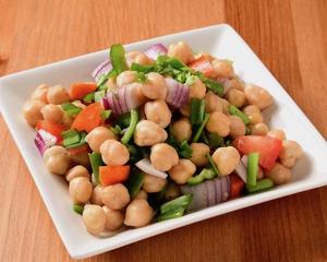 チャナサラダ Chickpea Salad
