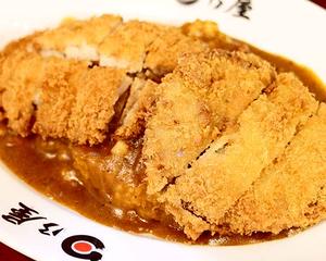 トンカツ＆メンチカツのダブルカツカレー
