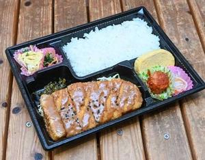 とんかつ弁当