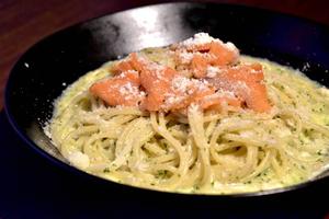 スモークサーモンの大葉ジェノベーゼクリームパスタ