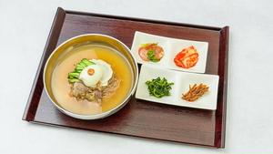冷麺(ごはん、おかず付)