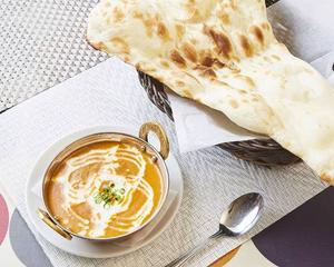 カレーナン弁当 Curry and Naan Bento Box