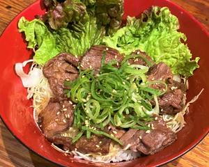 【十三店限定】牛ハラミ丼
