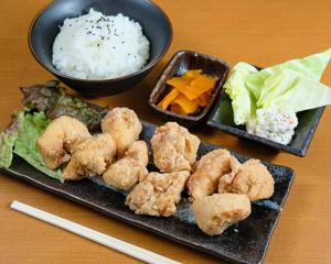 【弁当】骨なしからあげ弁当 特大(約9ヶ) Bonless Fried Chicken Bento Box XL(About 10pcs)