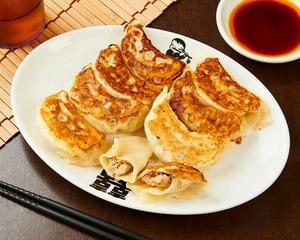 辛味餃子 Spicy Gyoza Dumplings