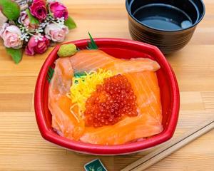 丼丸 石狩丼 Ishikari Rice Bowl