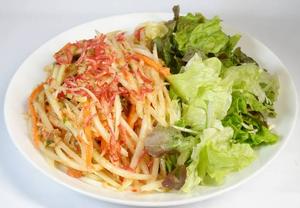 【当店人気NO3】パパイヤサラダ Papaya Salad