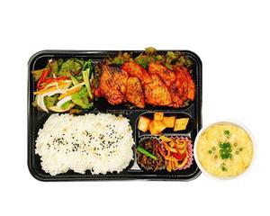 ピリ辛サムギョプサル定食 Spicy samgyeopsal set meal