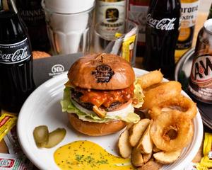 メキシカンチーズバーガー Mexican Cheeseburger
