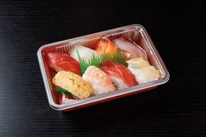 にぎり