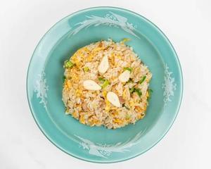 ニンニク炒飯