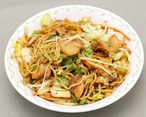 CHICKEN YAKISOBA